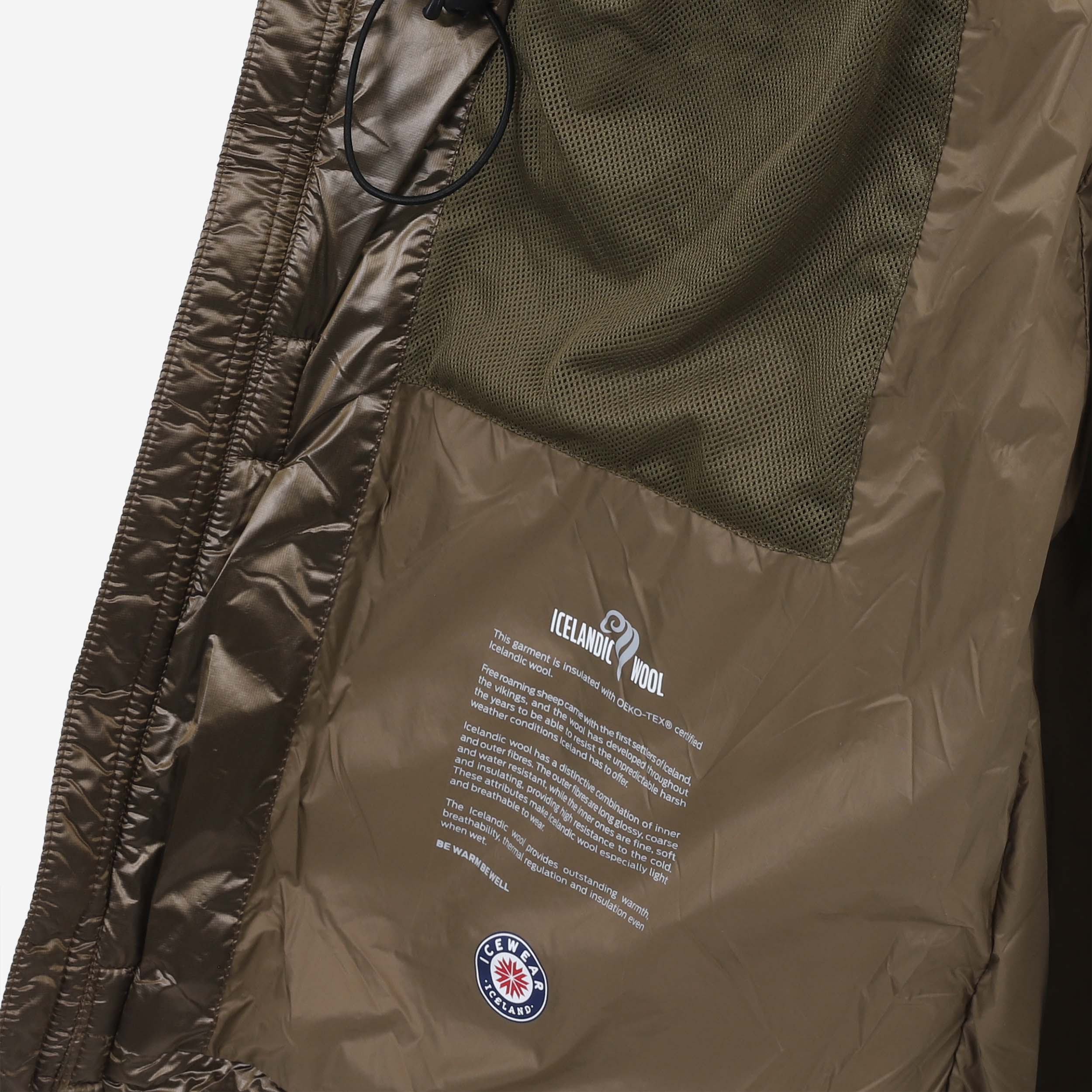 Hofsjökull winter parka insulated with Icelandic wool