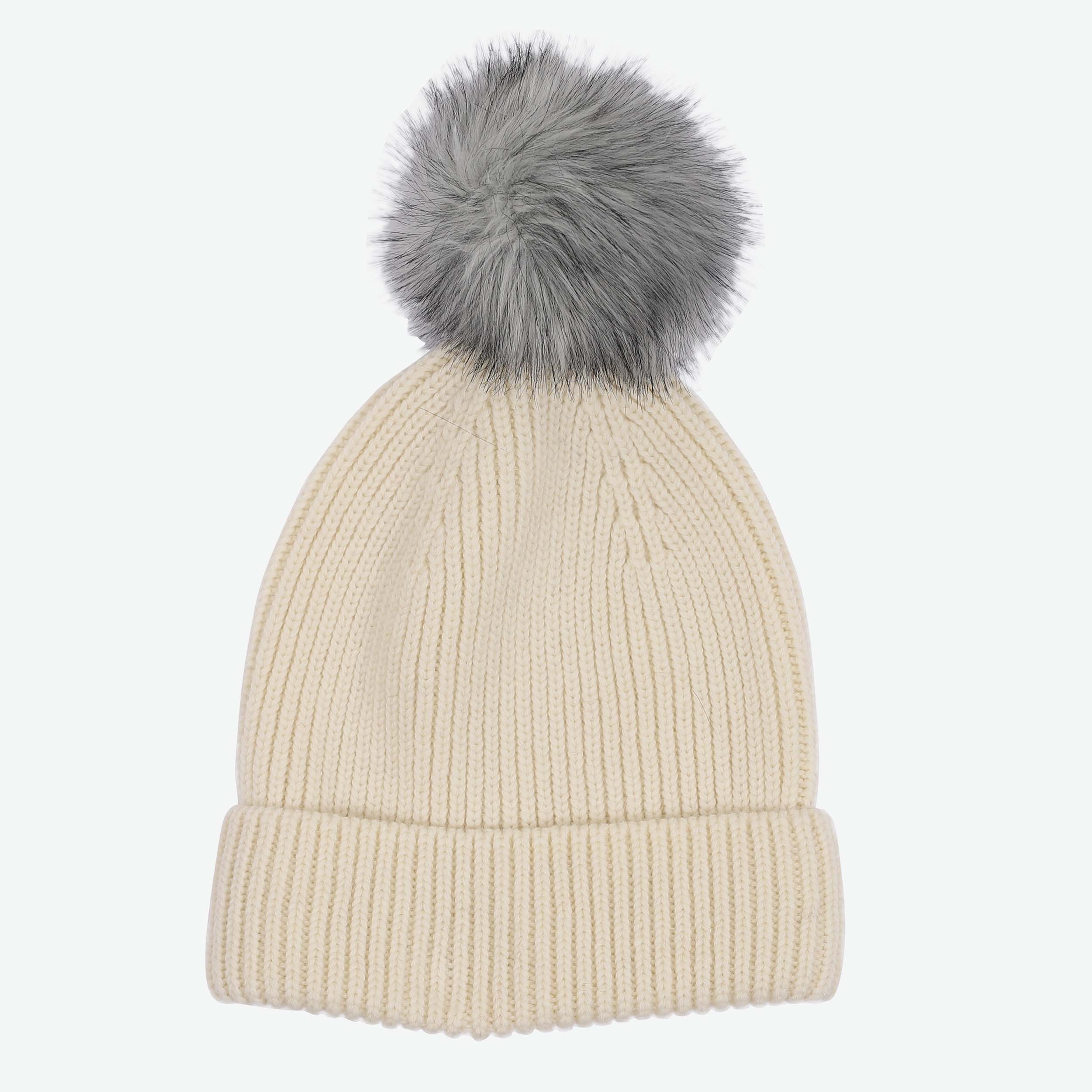 Vigur wool winter hat with pompom