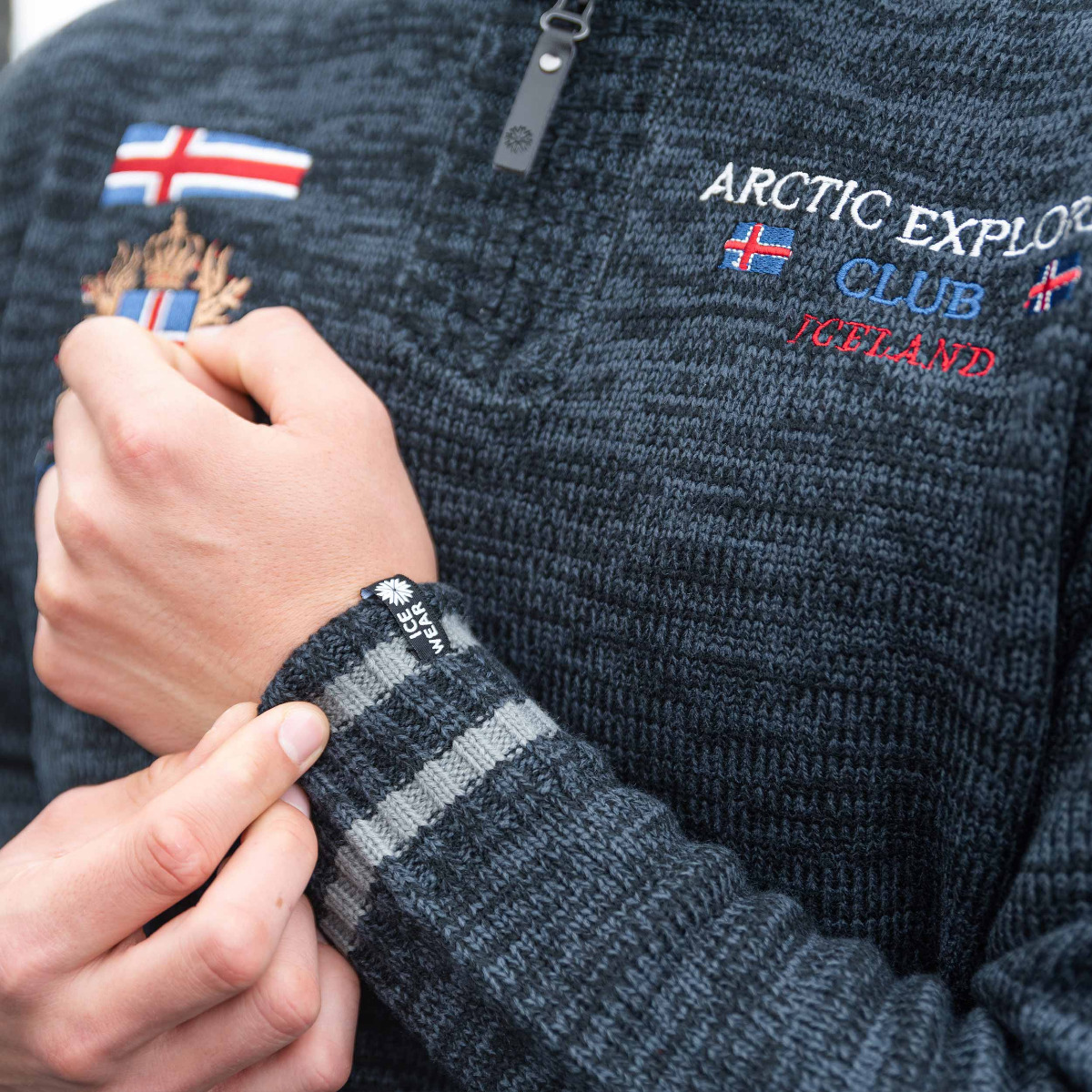 Thor Pull avec le drapeau islandais