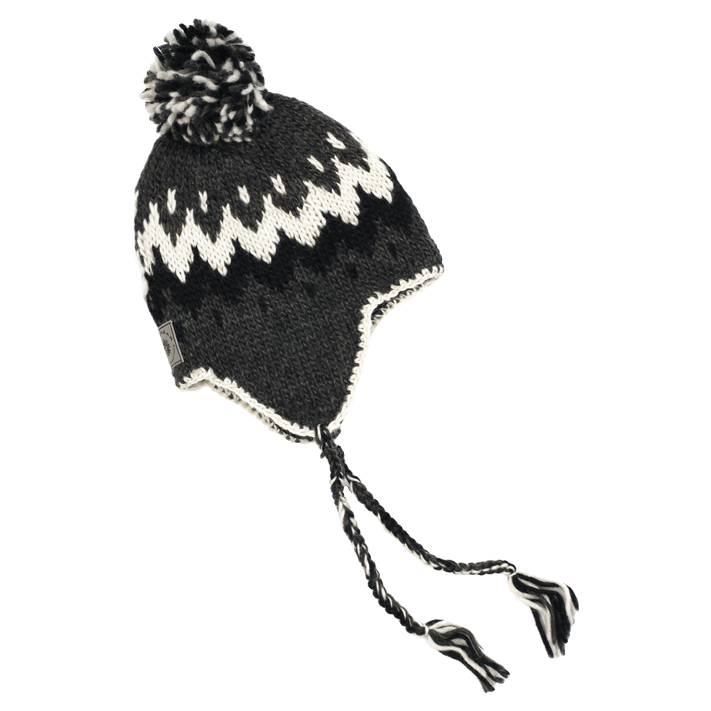 Vík knitted hat with ear flaps