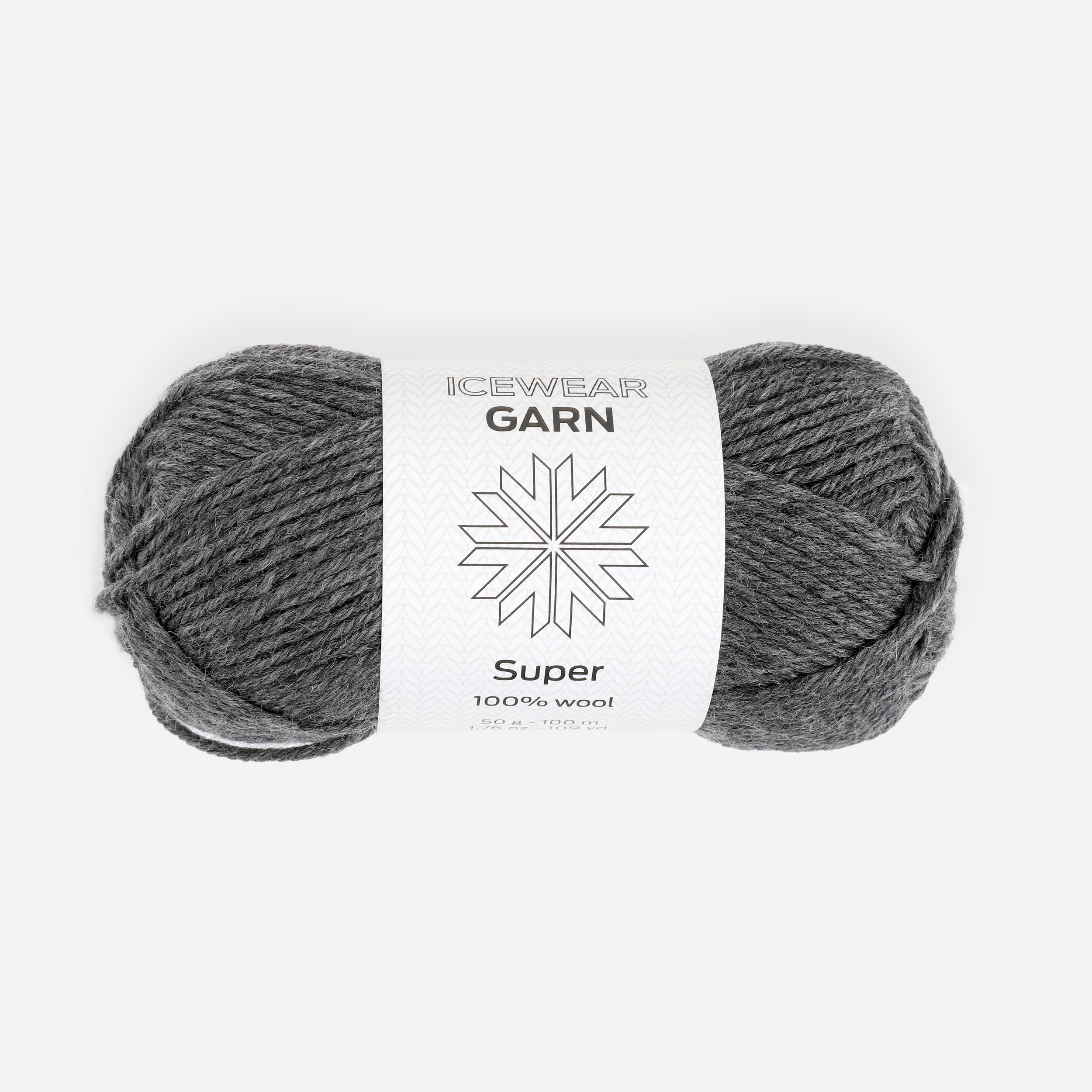 Super 100% wool knitting yarn (Aran)