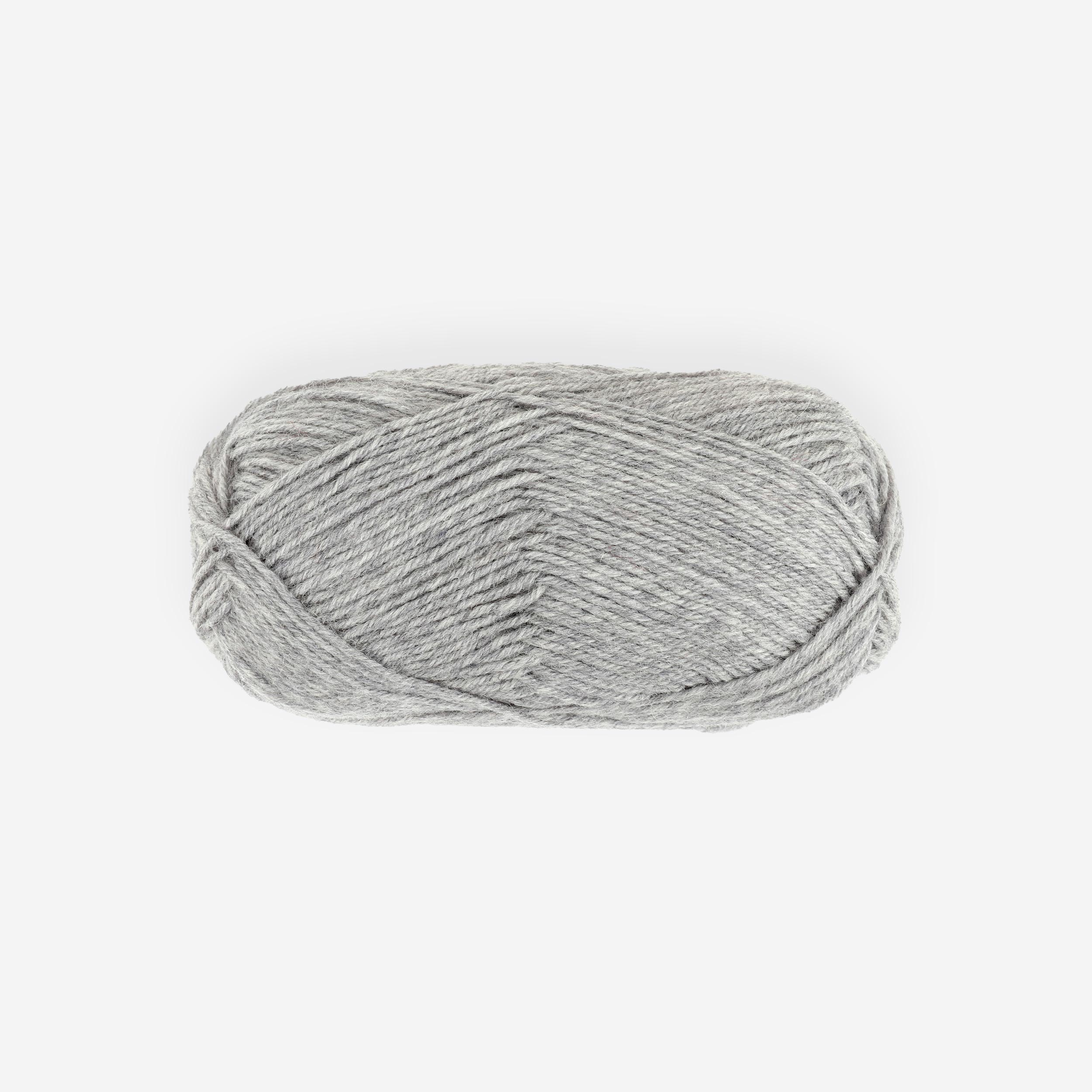 Artic Merino blend knitting yarn