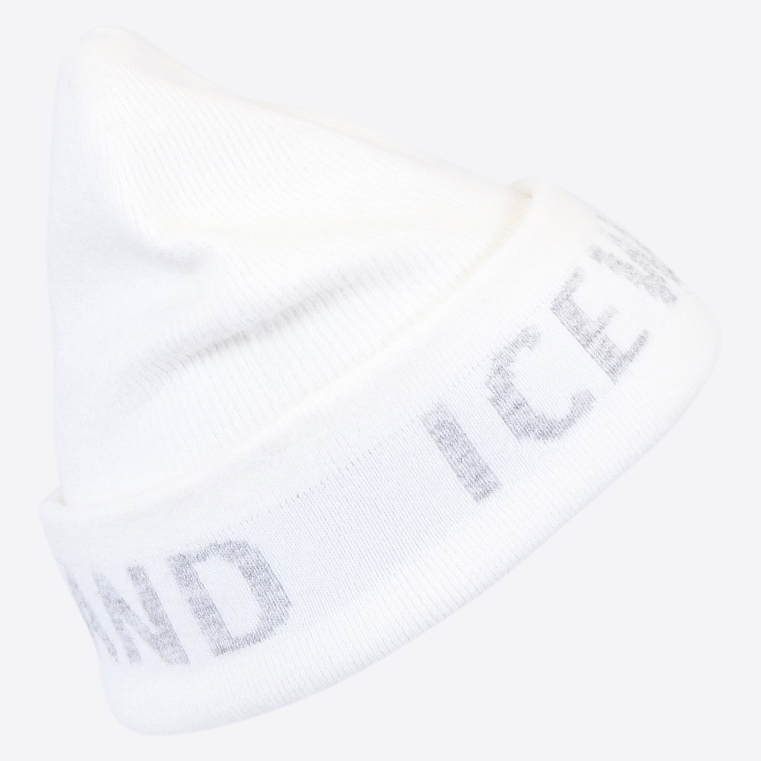 Nesjahraun húfa úr endurunnu efni