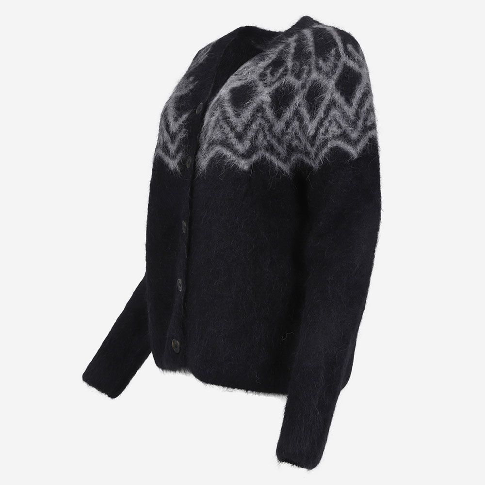 Látrabjarg Nordic design women’s wool cardigan 