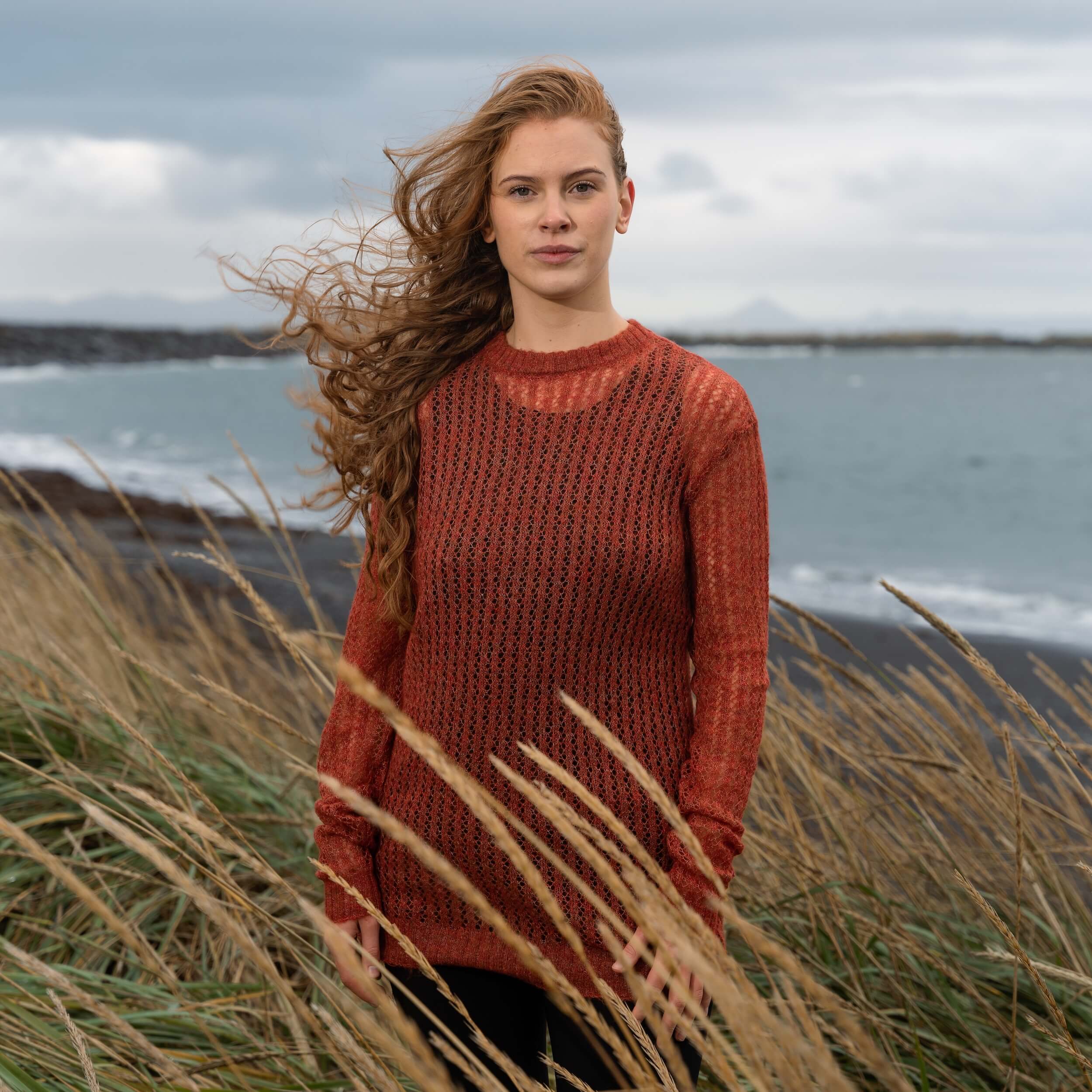 Túnmóar knitted lace long sweater