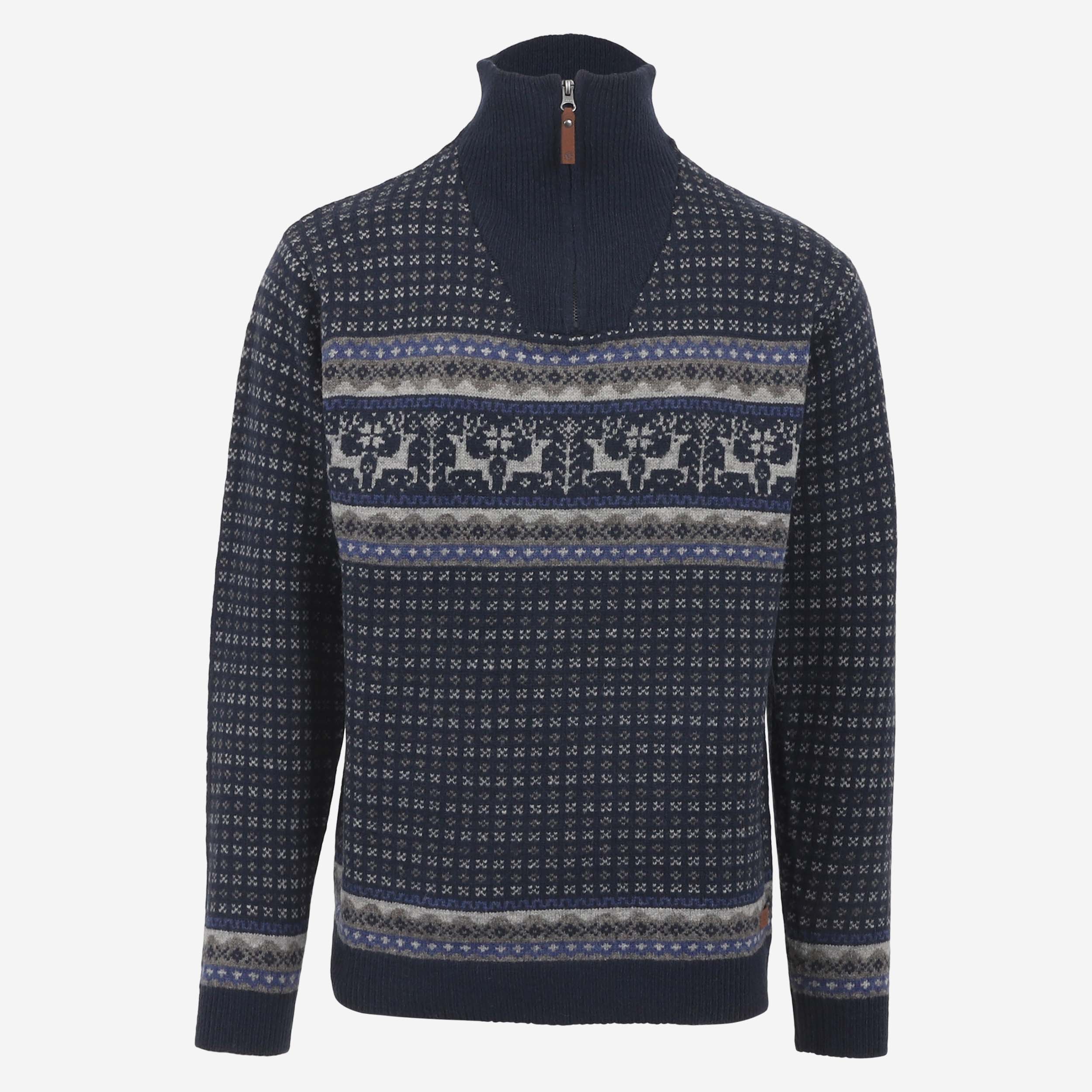 Hreindýrsholt knitted pullover with reindeer motifs 