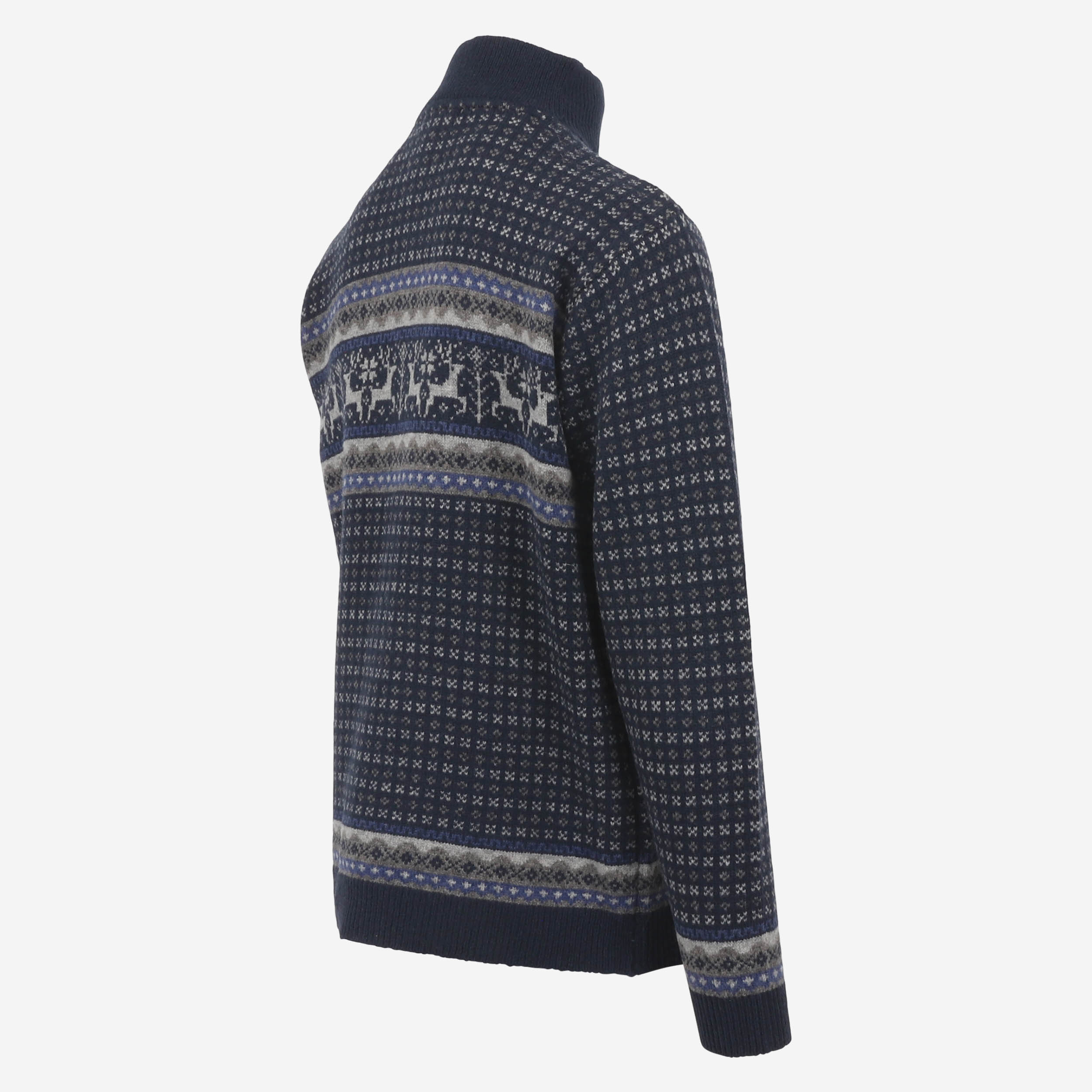 Hreindýrsholt knitted pullover with reindeer motifs 