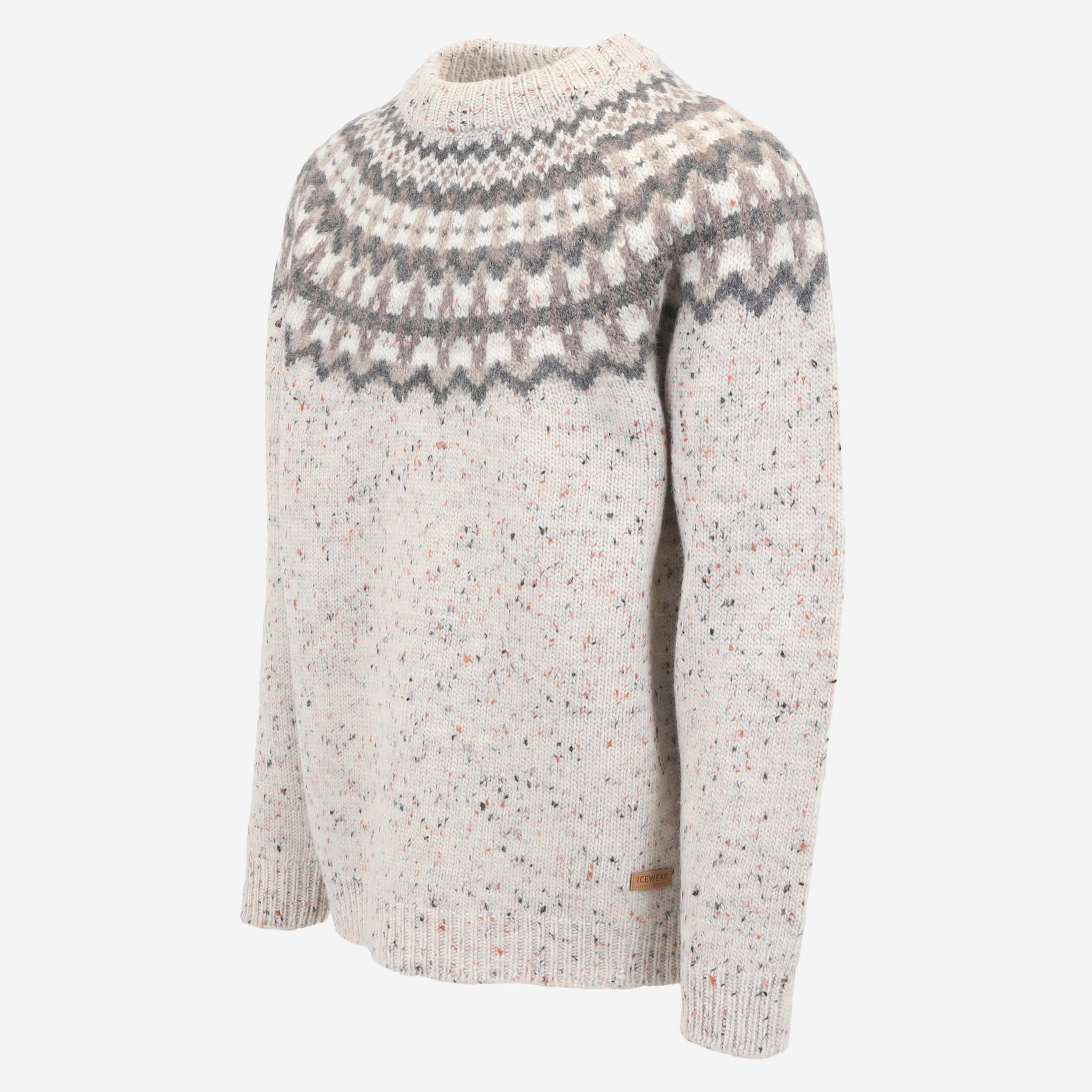 Snorragarður wool pullover traditional Icelandic design  