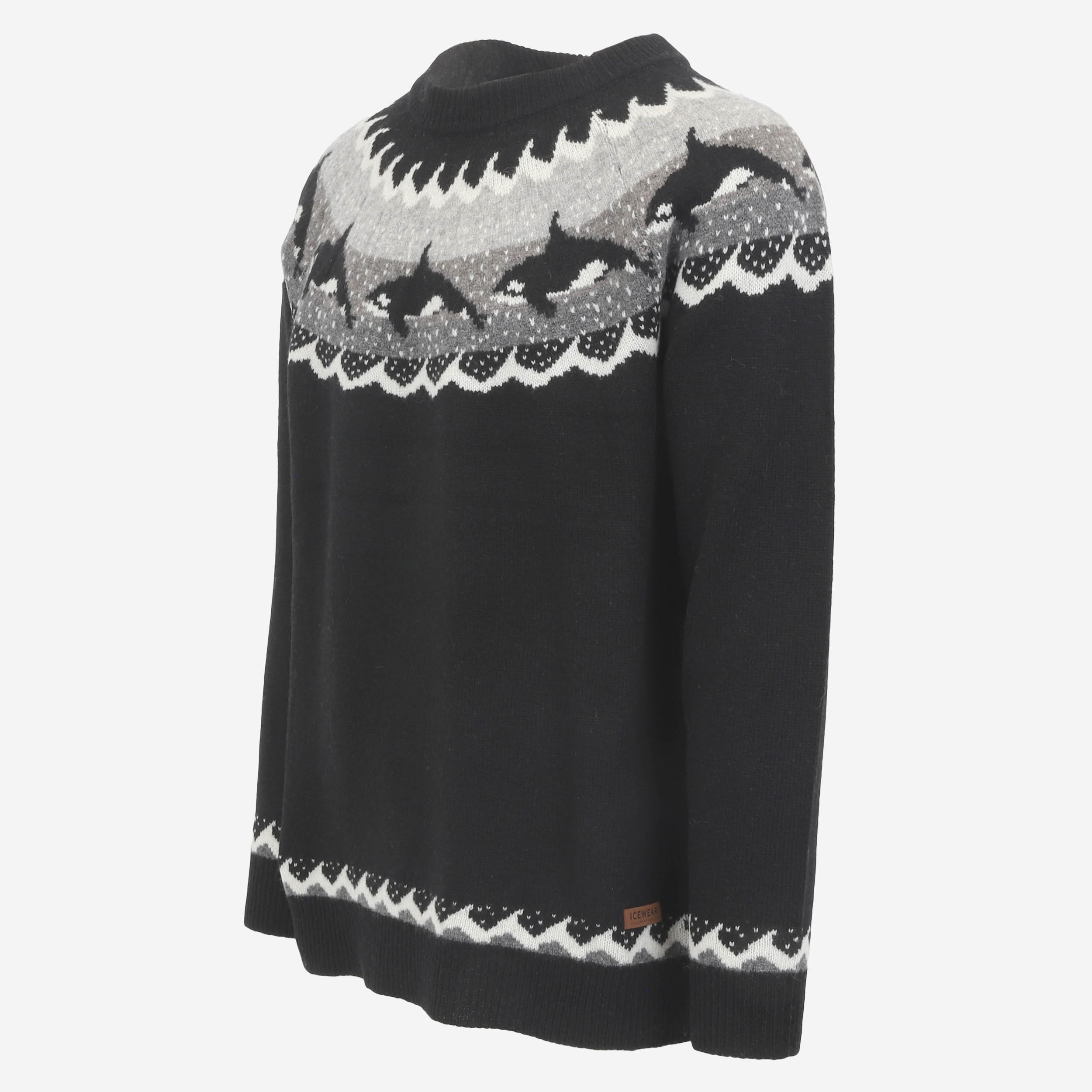 Hvalur wool sweater with orca design