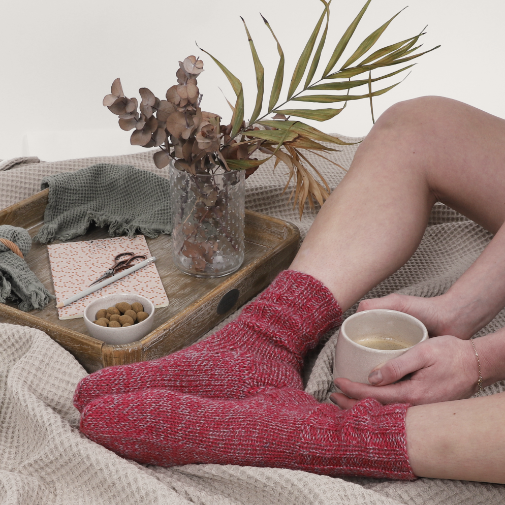 Yrja adult socks knitting pattern