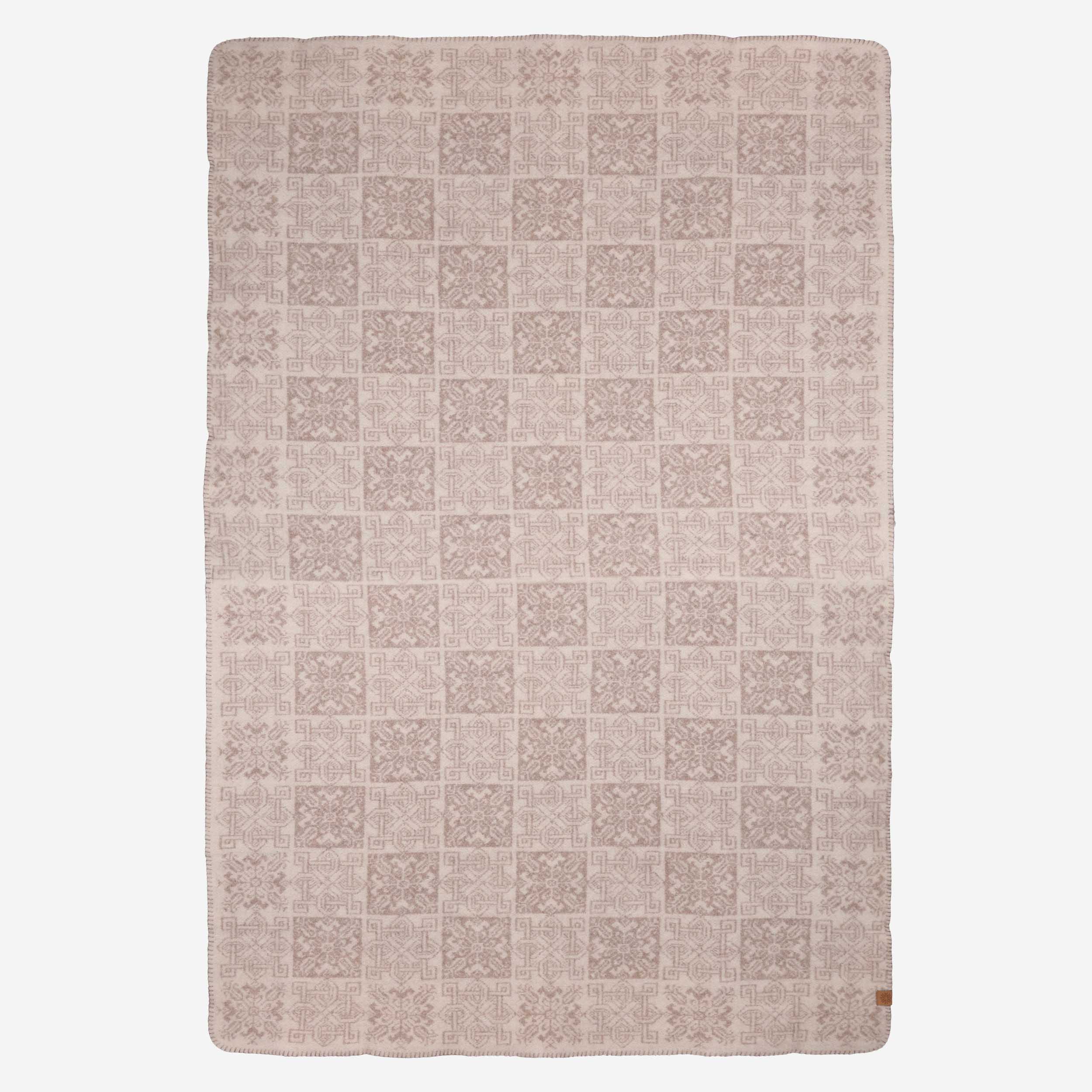 Reithólar Icelandic design wool blanket